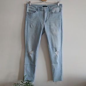 Uniqlo | distressed jeans